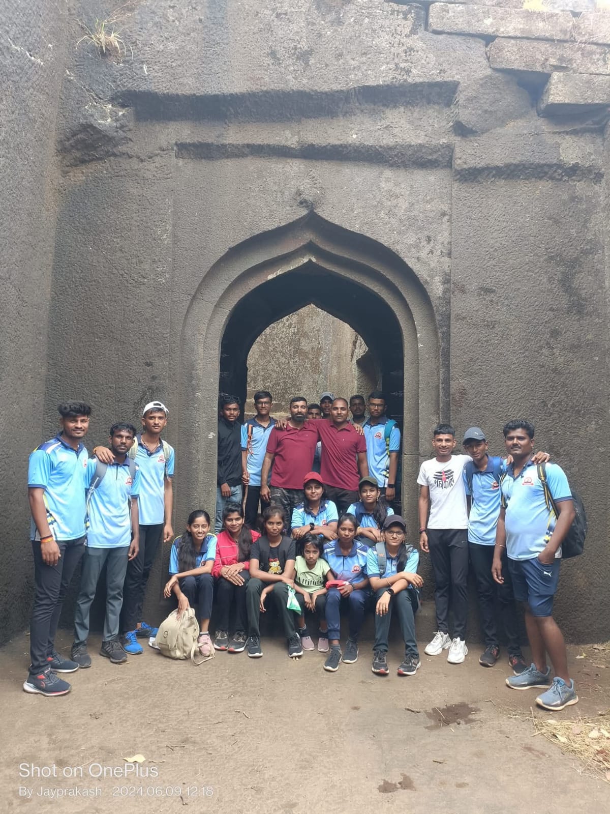 ट्रेकिंग  हडसर किल्ला